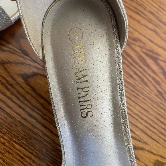 **4/$12** Dream Paris Silver Ankle Strap Block Heels Size 8 - Picture 7 of 8